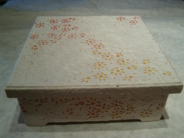 aus Hanji-Papier hergestellte Dose