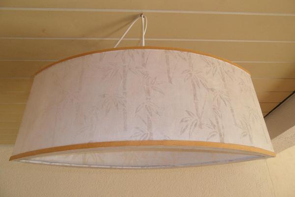 aus Hanji-Papier hergestellte Lampe